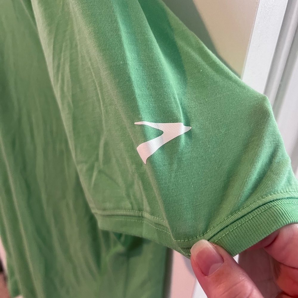 Brooks Luck of the Run Shirt NWOT 🍀 - Picture 3 of 10
